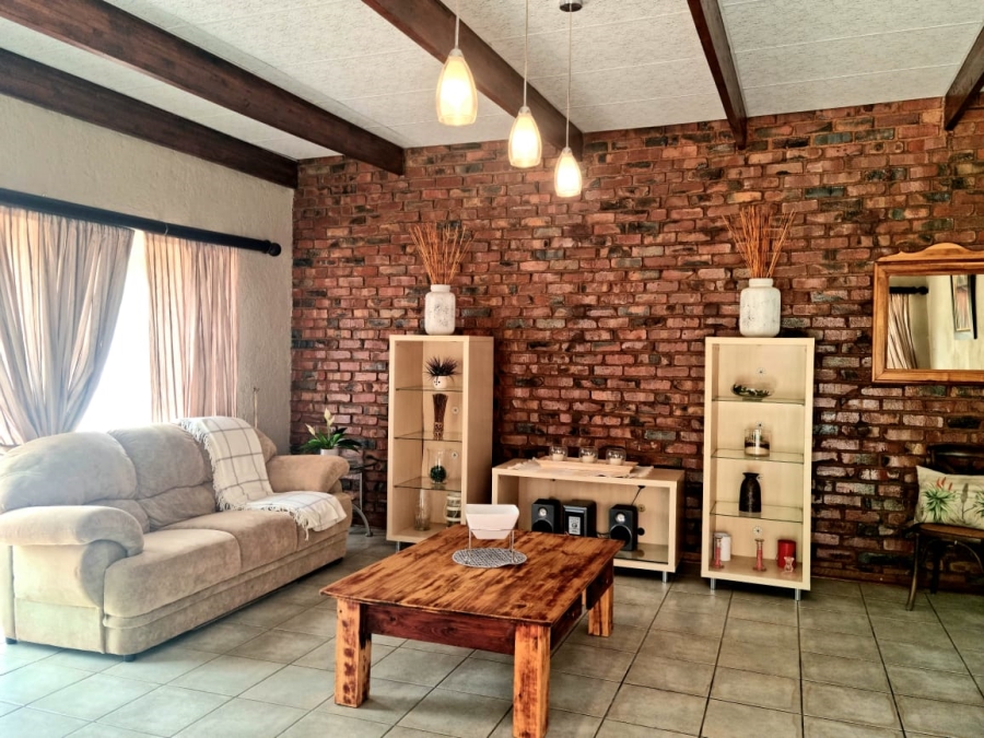 3 Bedroom Property for Sale in Monument Heights Northern Cape